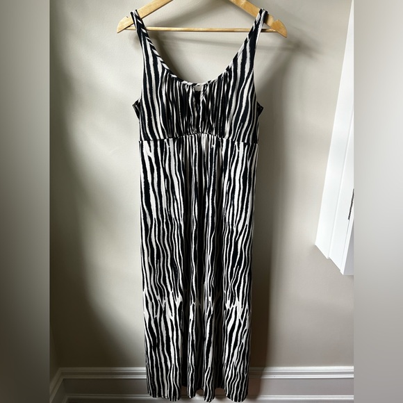 NATORI Slip Dress Empire Waist Baby Doll Zebra Sleeveless Scoop Neck Maxi M‎ - Picture 1 of 4